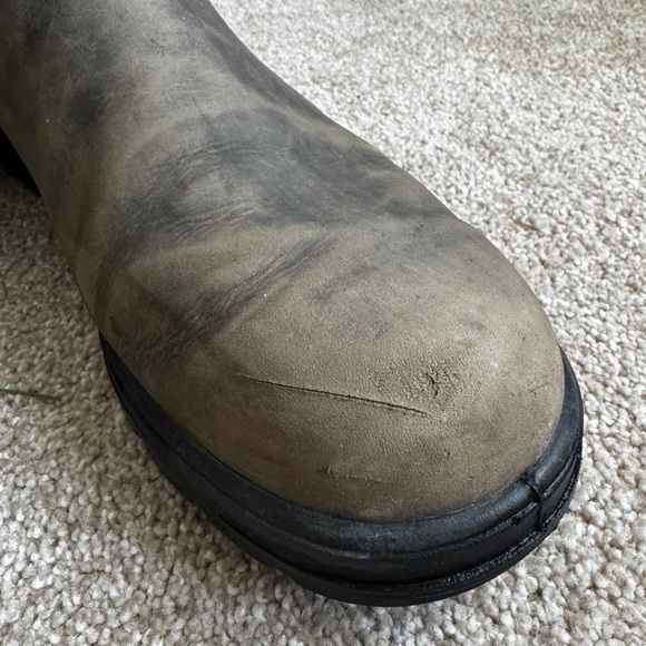 Blundstones - Picture 5 of 10